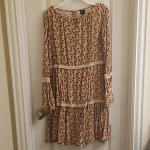 Girl's peasant style dress